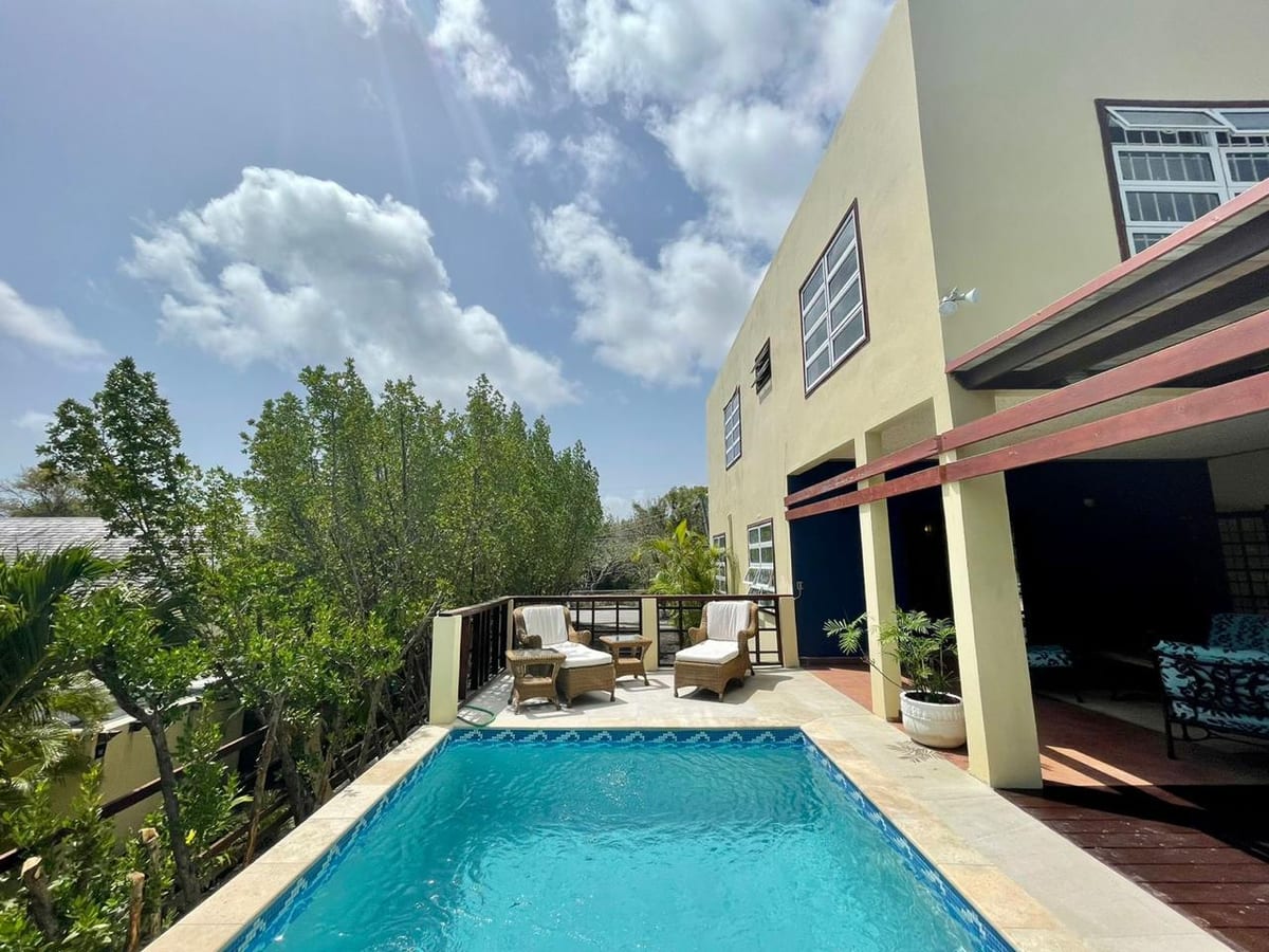 Crosbies Ocean View Home with Outdoor Area and Private Pool